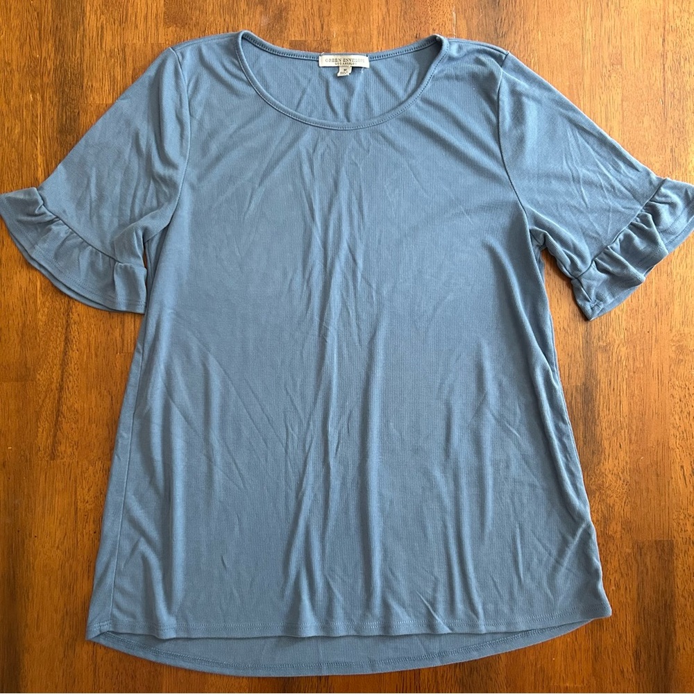 Blue Ribbed Ruffle Sleeve Top | Womens Medium | Soft Stretch Tee |Green Envelope - Picture 7 of 7